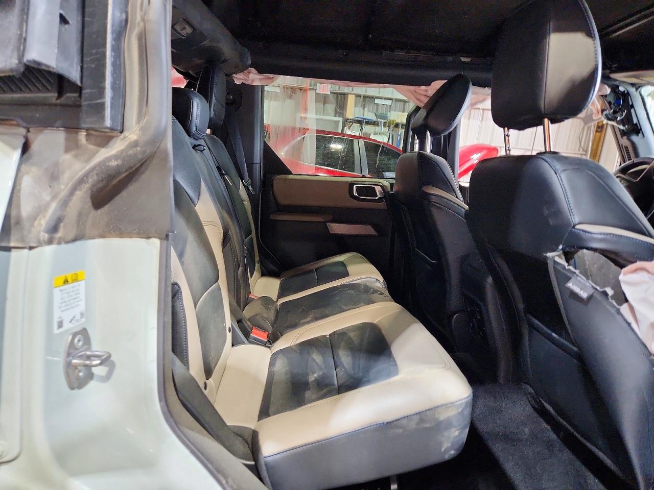 2023 FORD BRONCO BASE photo 21