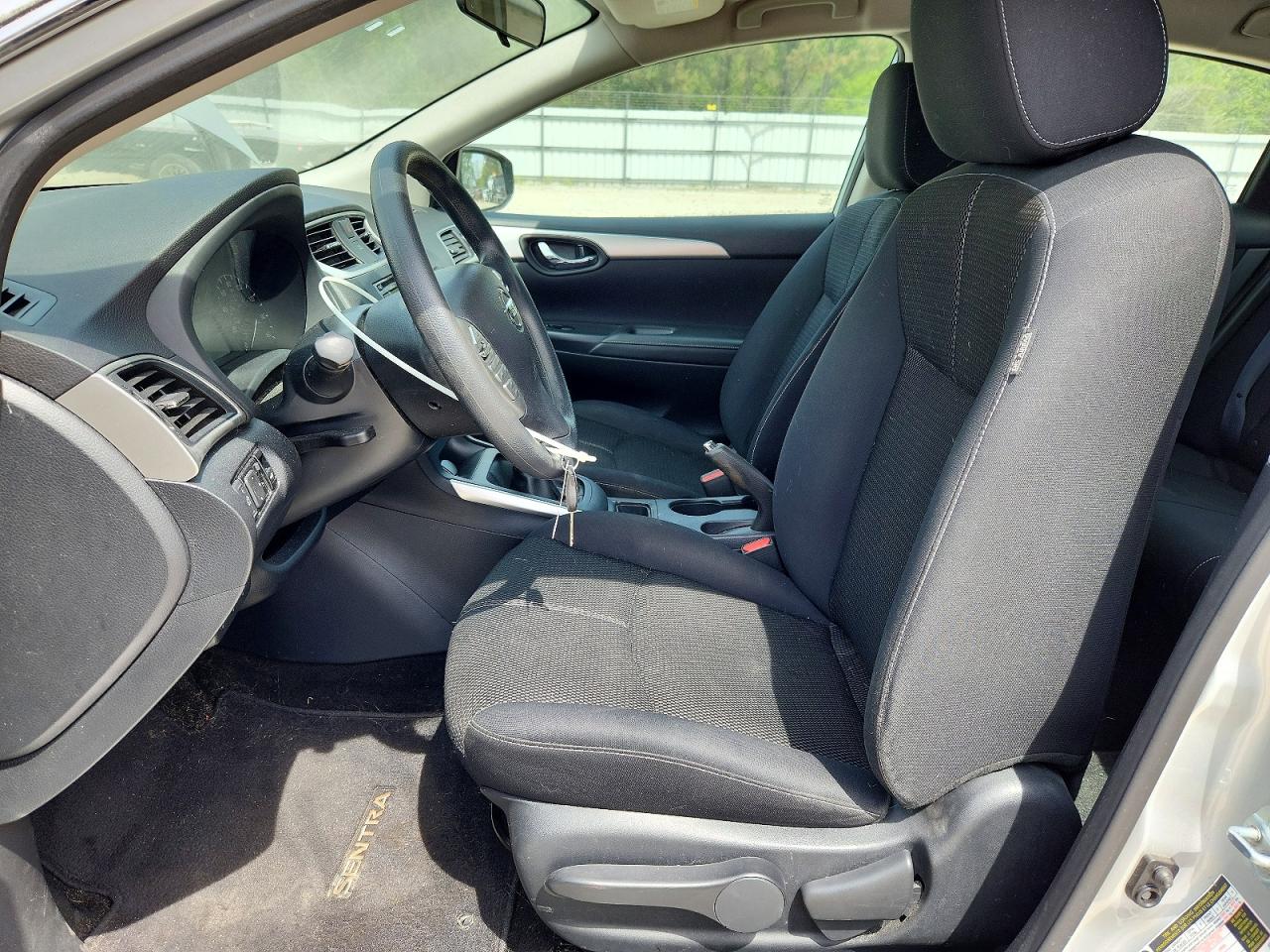 2017 NISSAN SENTRA S photo 19