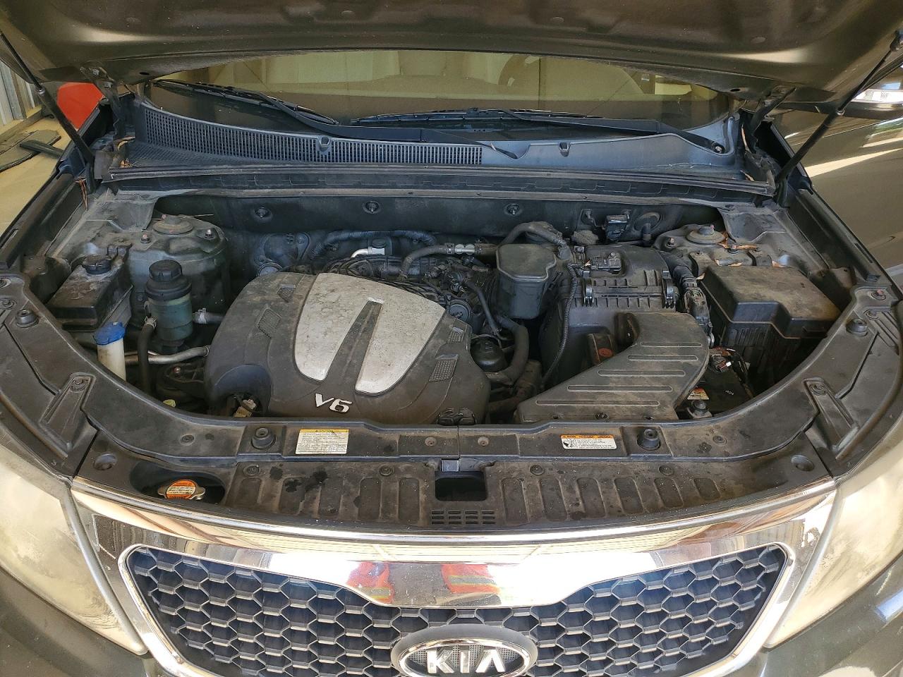 2012 KIA SORENTO LX photo 23