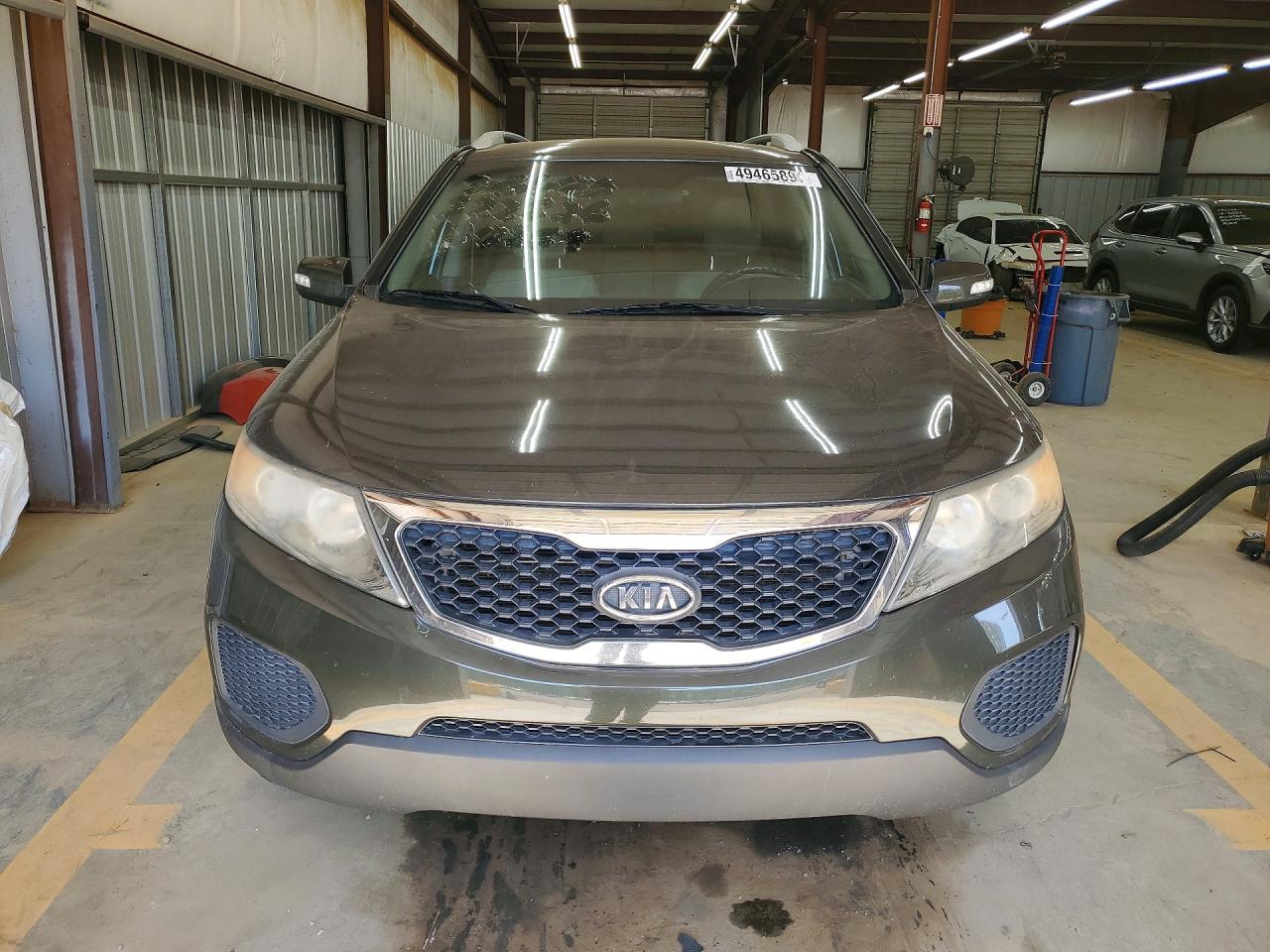 2012 KIA SORENTO LX photo 9
