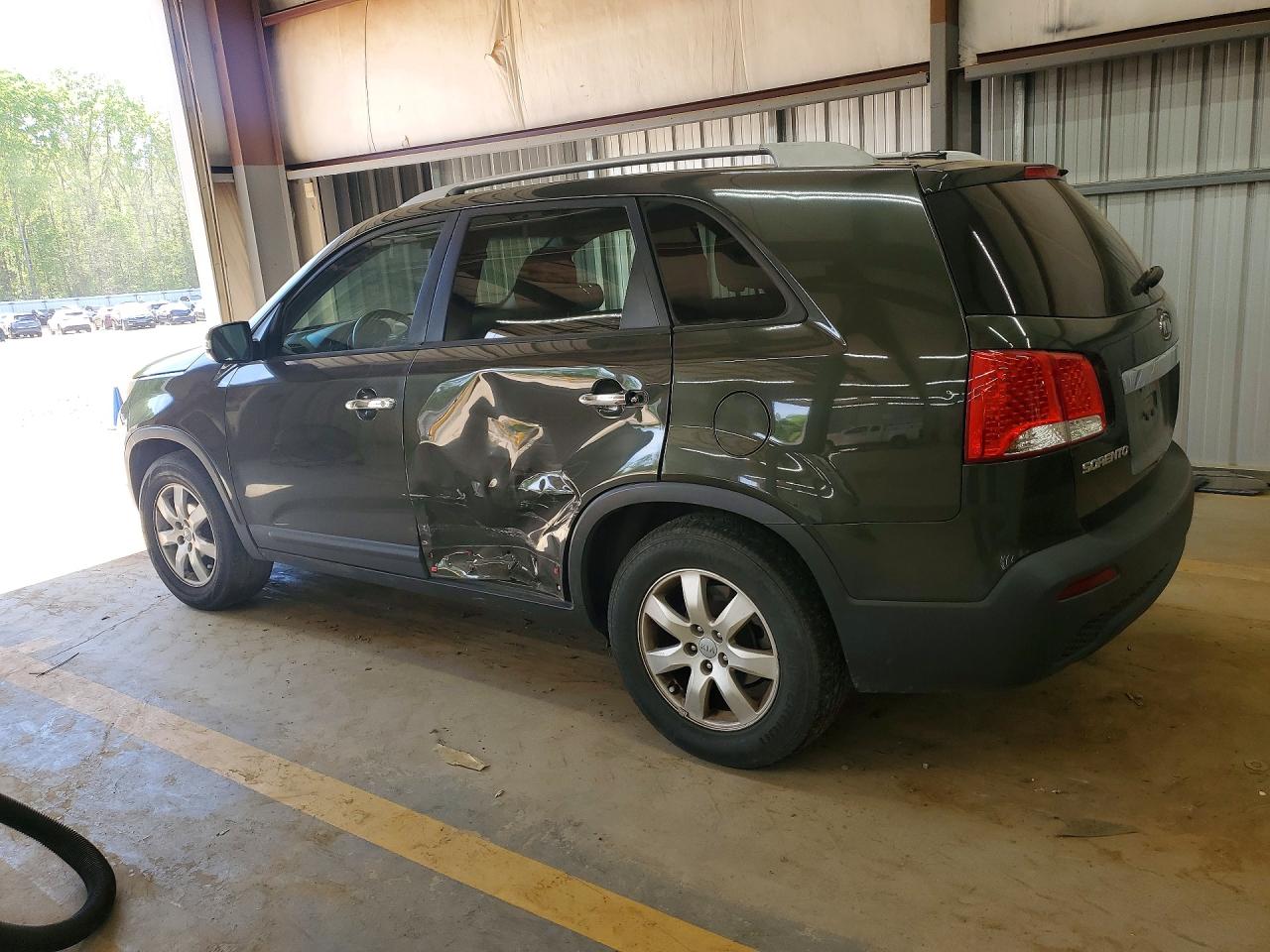 2012 KIA SORENTO LX photo 3