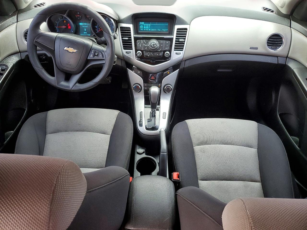 2015 CHEVROLET CRUZE LS photo 8