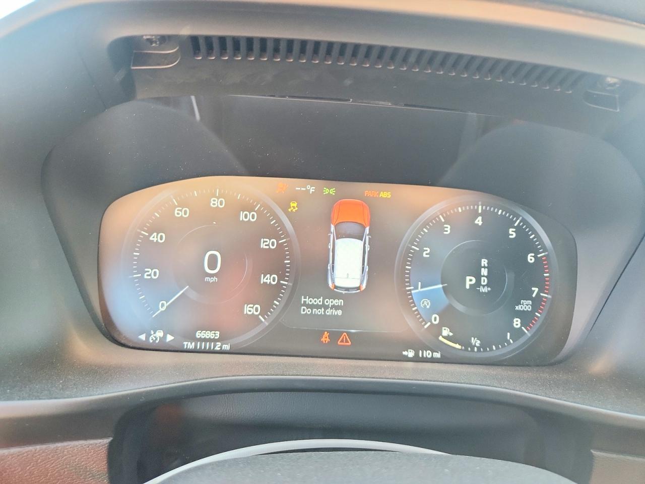 2021 VOLVO XC40 T5 R-DESIGN photo 17