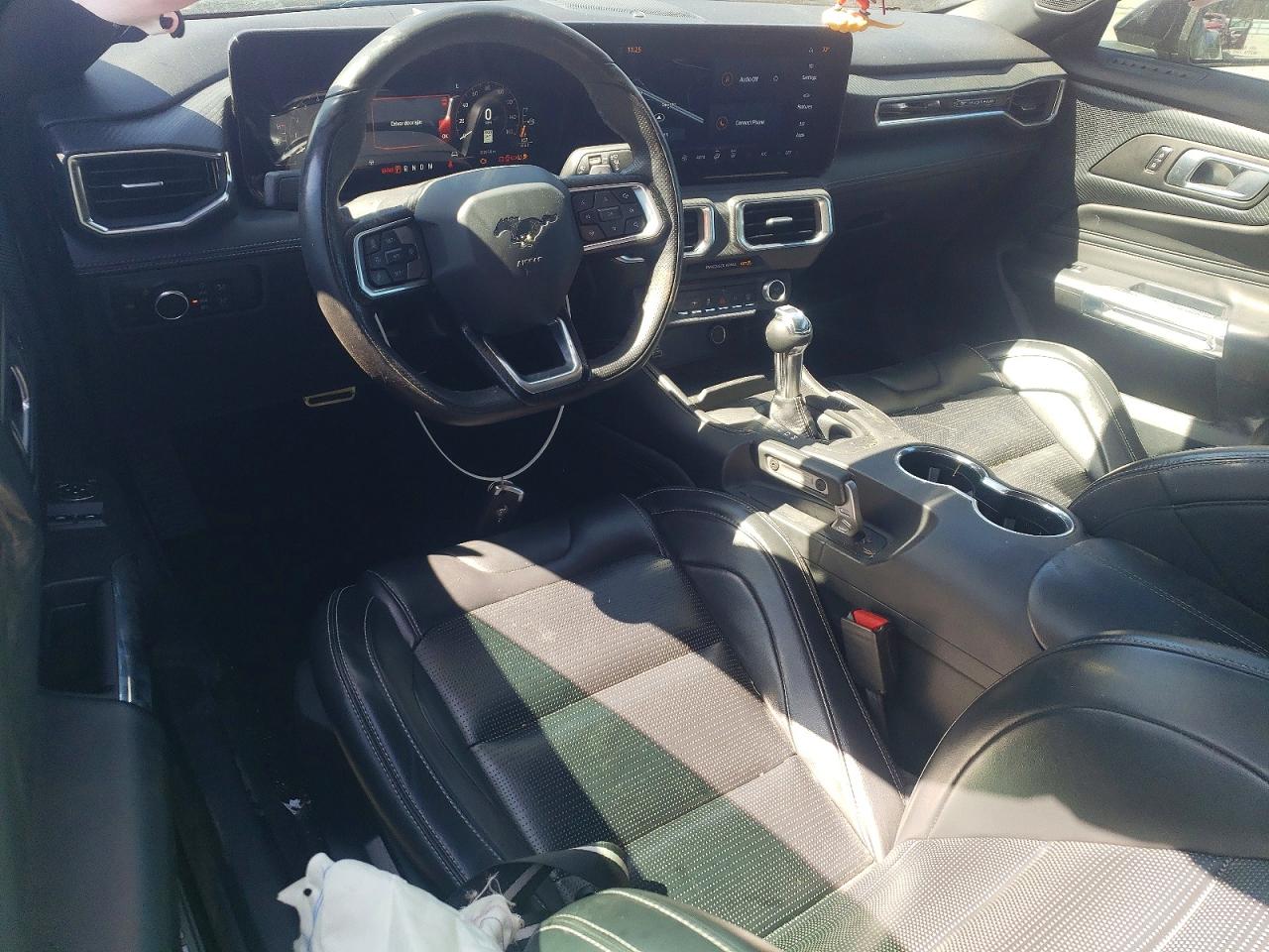 2024 FORD MUSTANG GT photo 8