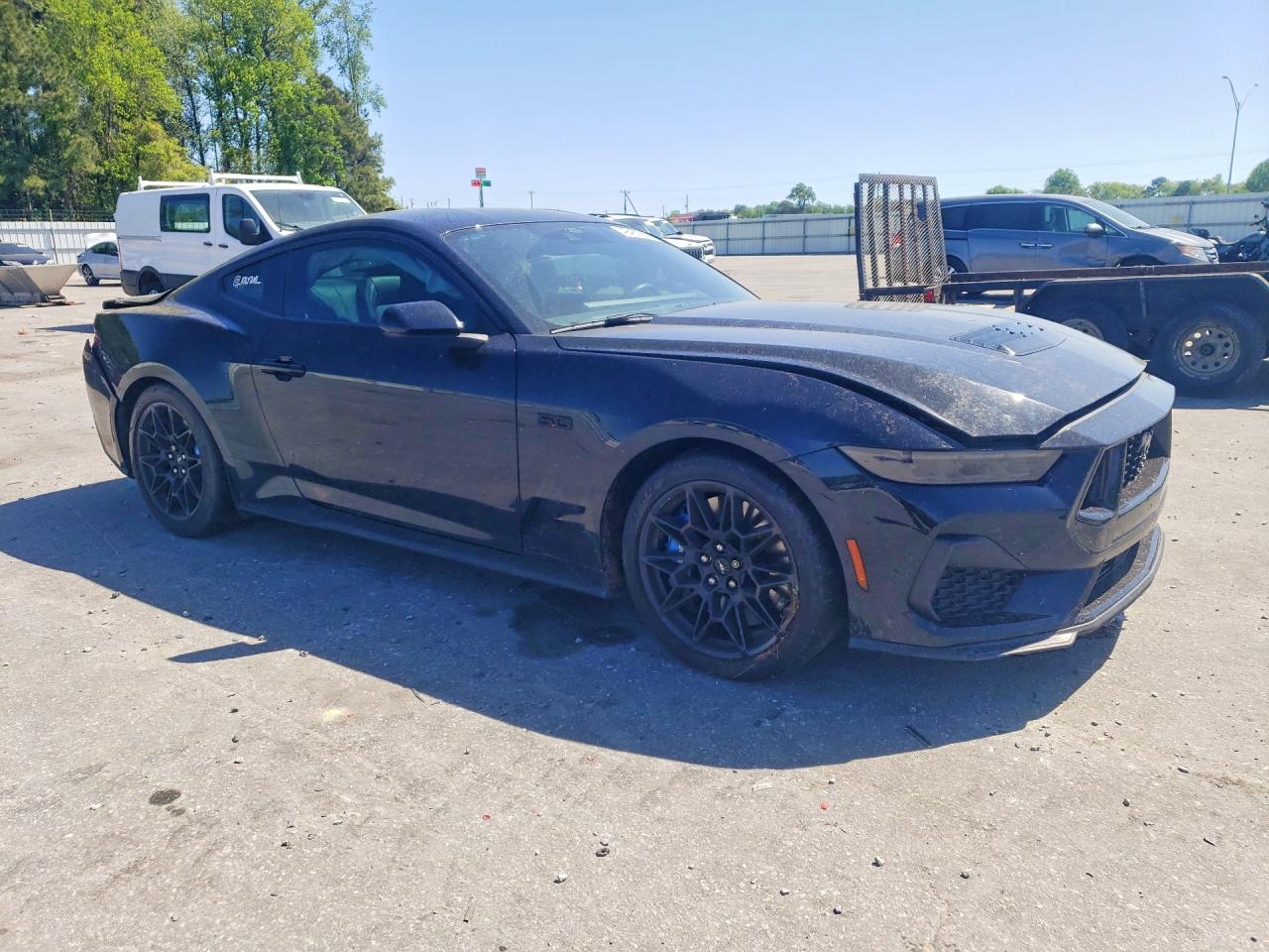 2024 FORD MUSTANG GT photo 4