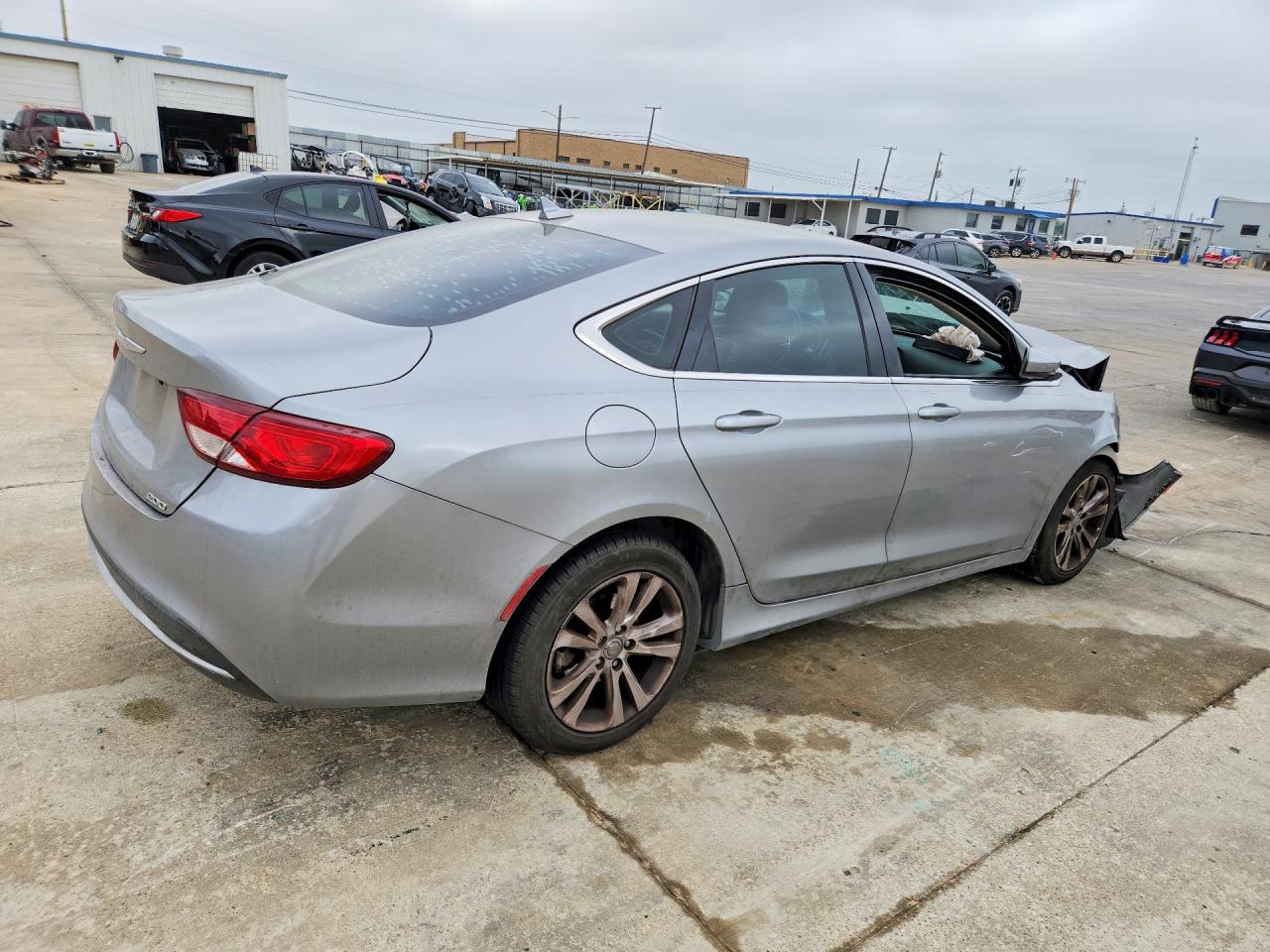 2016 CHRYSLER 200 LIMITED photo 7