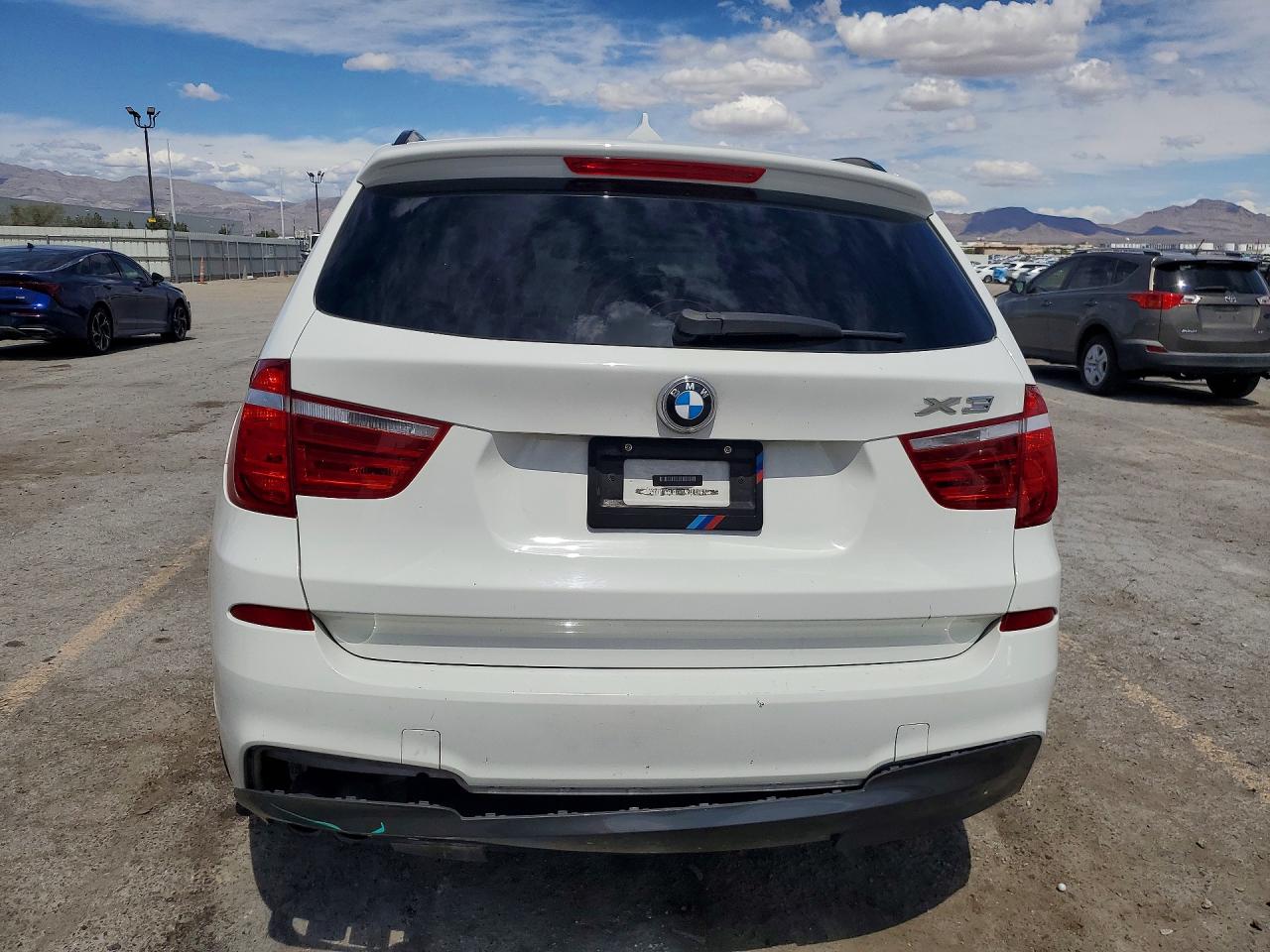 2013 BMW X3 XDRIVE28I photo 11