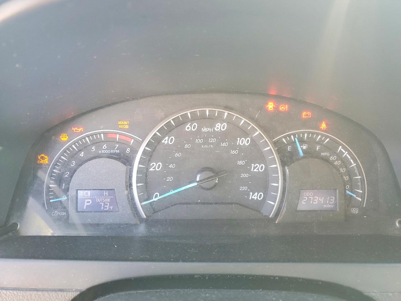 2013 TOYOTA CAMRY LE photo 17