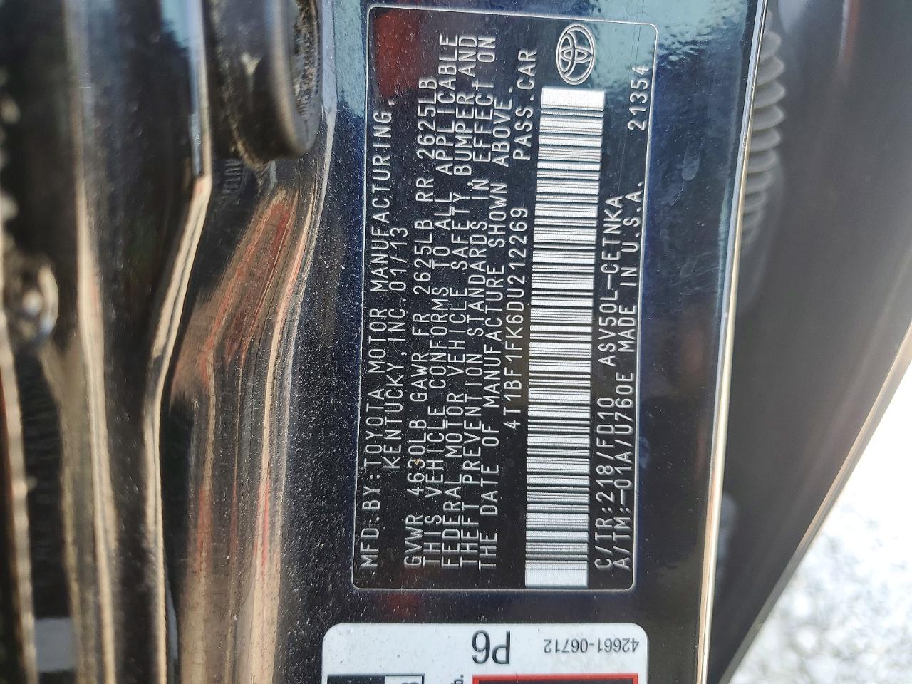 2013 TOYOTA CAMRY LE photo 23