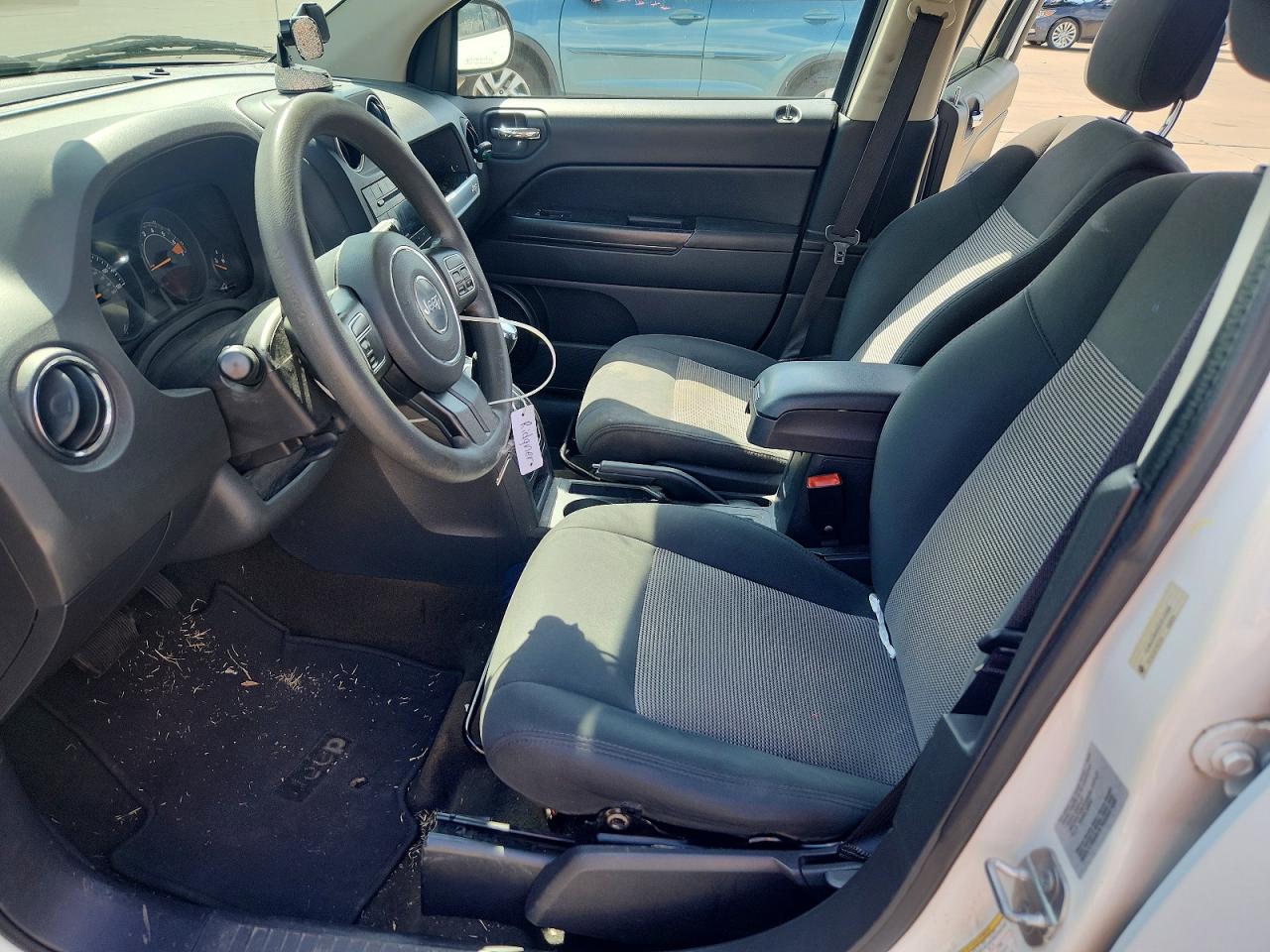 2016 JEEP COMPASS SPORT photo 13