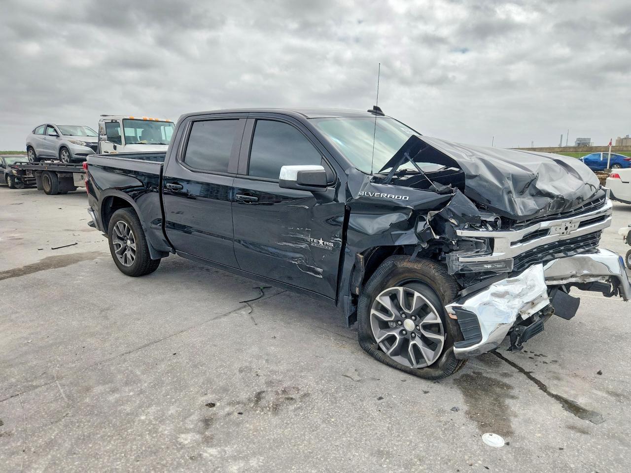 2020 CHEVROLET SILVERADO C1500 LT photo 4