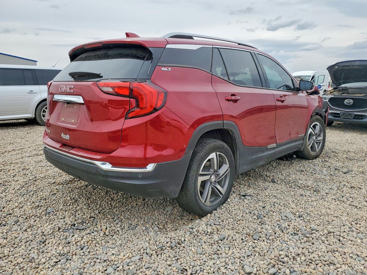 2019 GMC TERRAIN SLT photo 5
