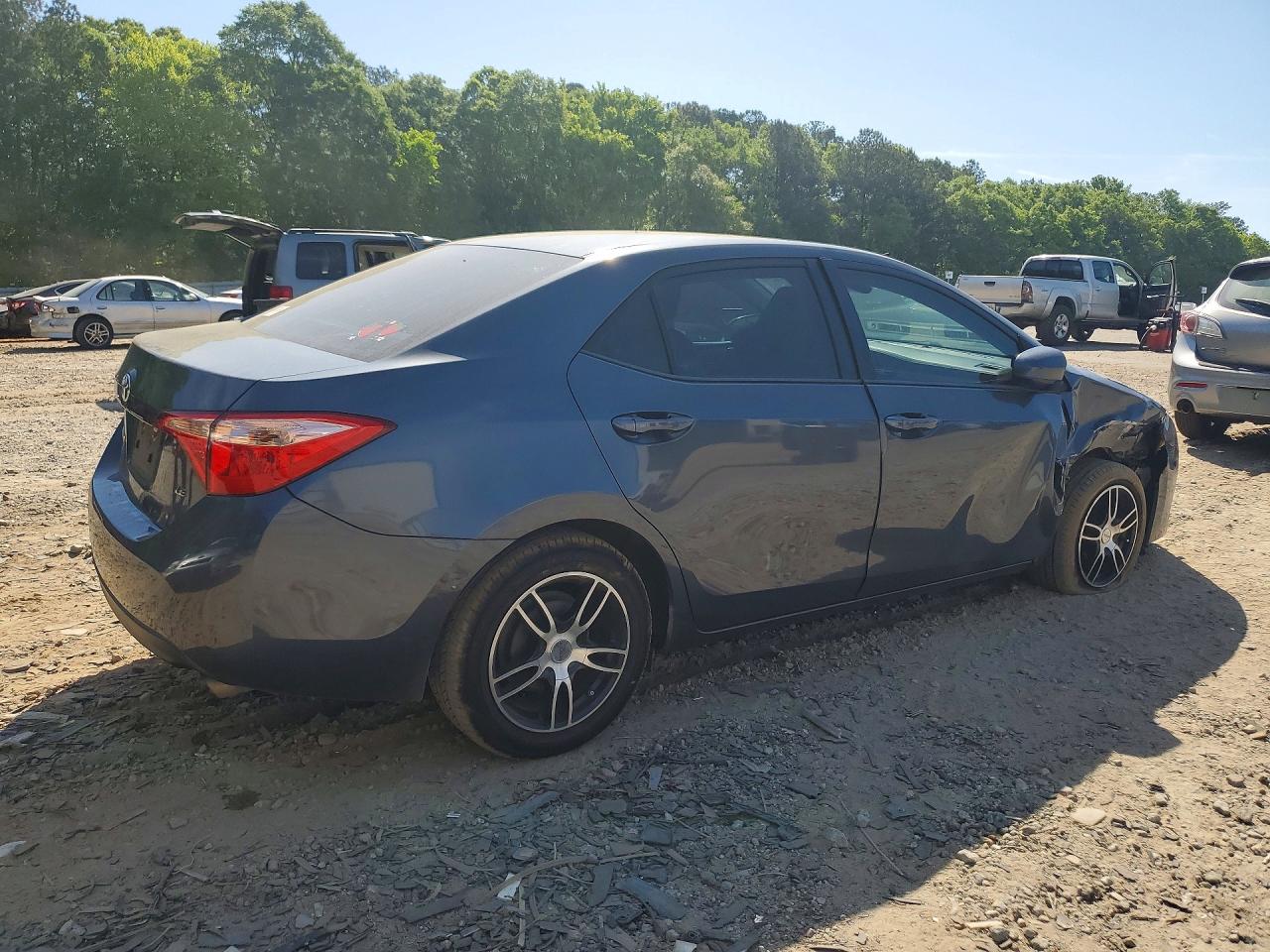 2019 TOYOTA COROLLA LE photo 5