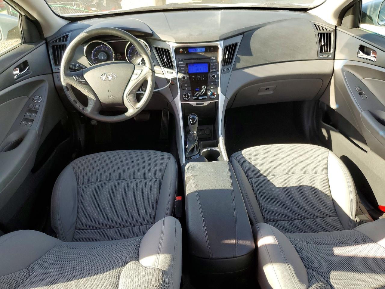 2013 HYUNDAI SONATA GLS photo 15
