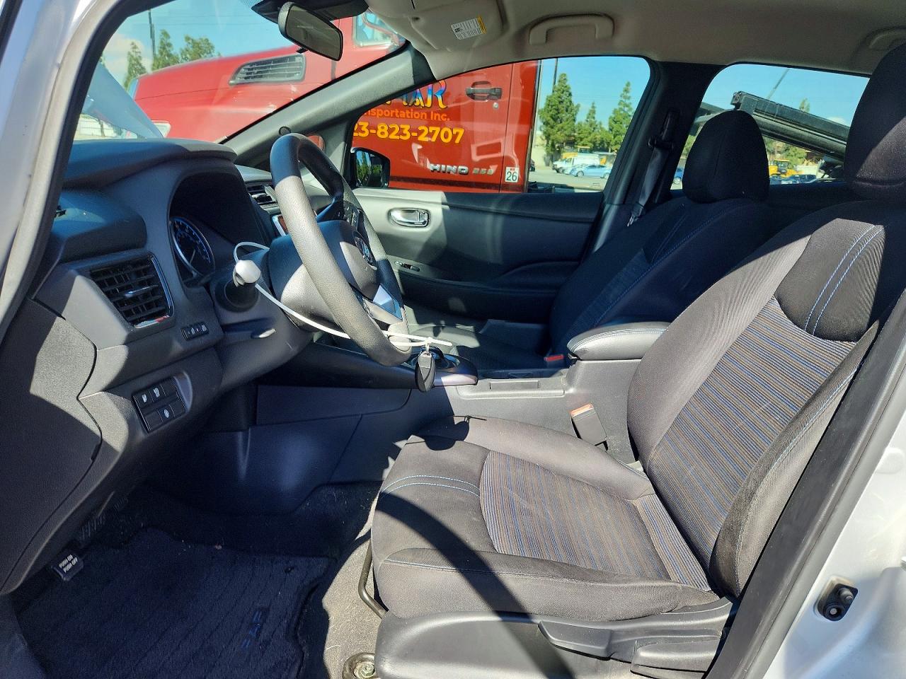 2021 NISSAN LEAF S photo 13