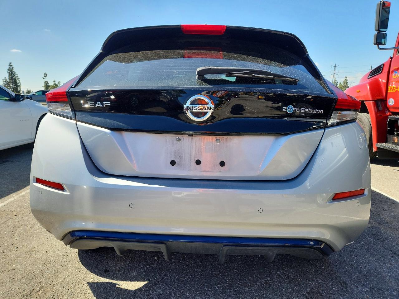 2021 NISSAN LEAF S photo 11