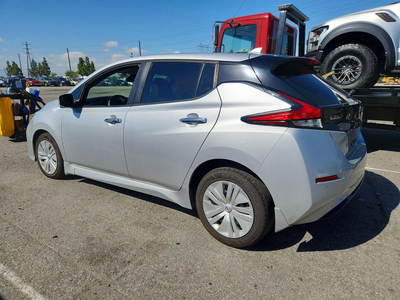 2021 NISSAN LEAF S photo 3