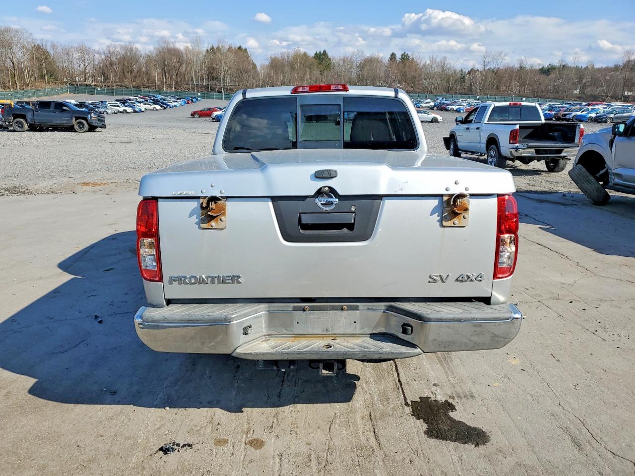 2018 NISSAN FRONTIER SV photo 11
