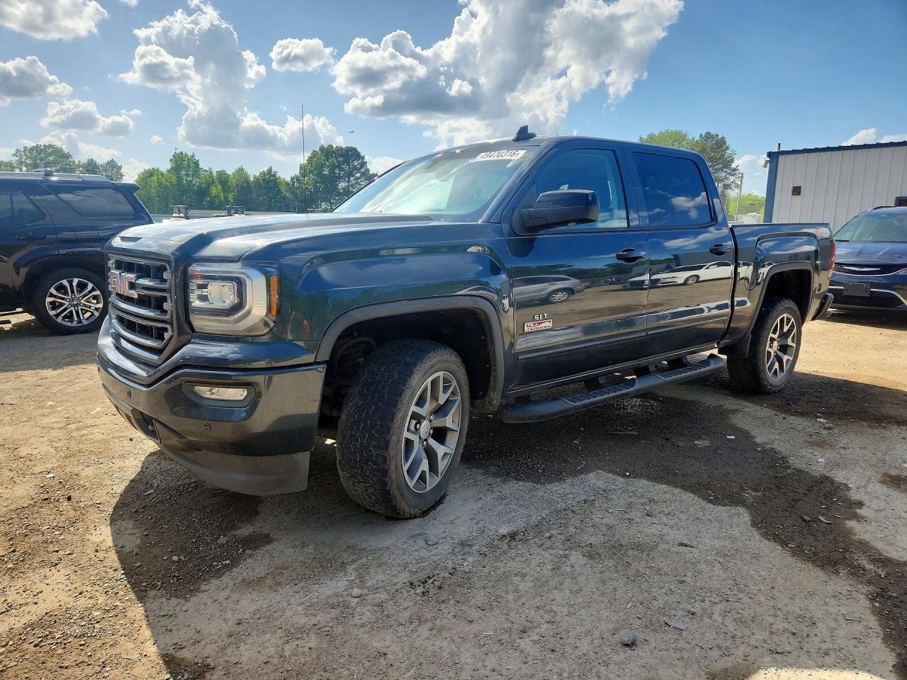 2017 GMC SIERRA