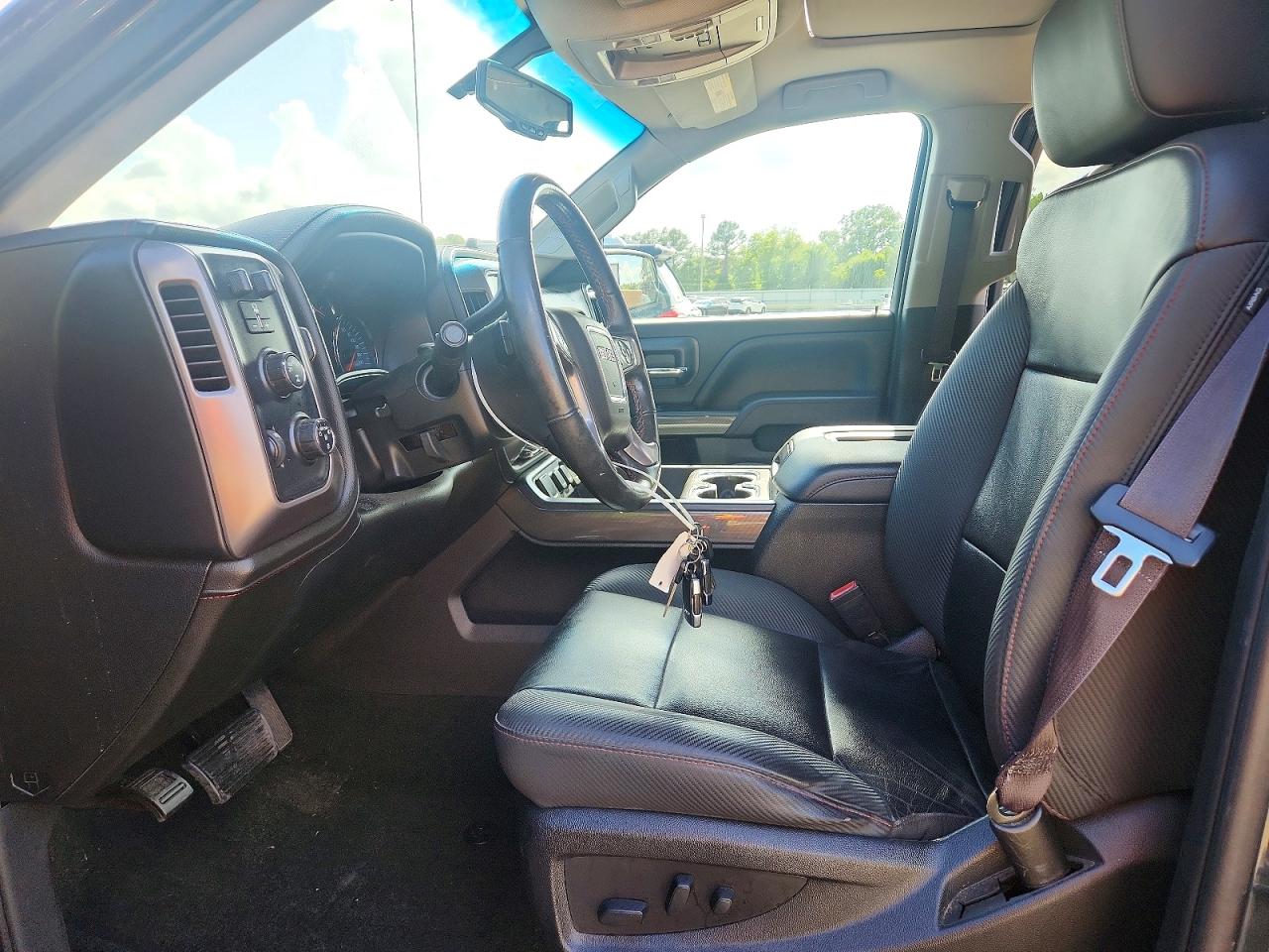 2017 GMC SIERRA K1500 SLT photo 7