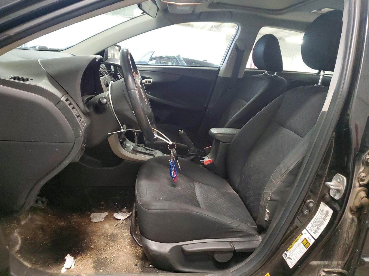 2009 TOYOTA COROLLA S photo 13