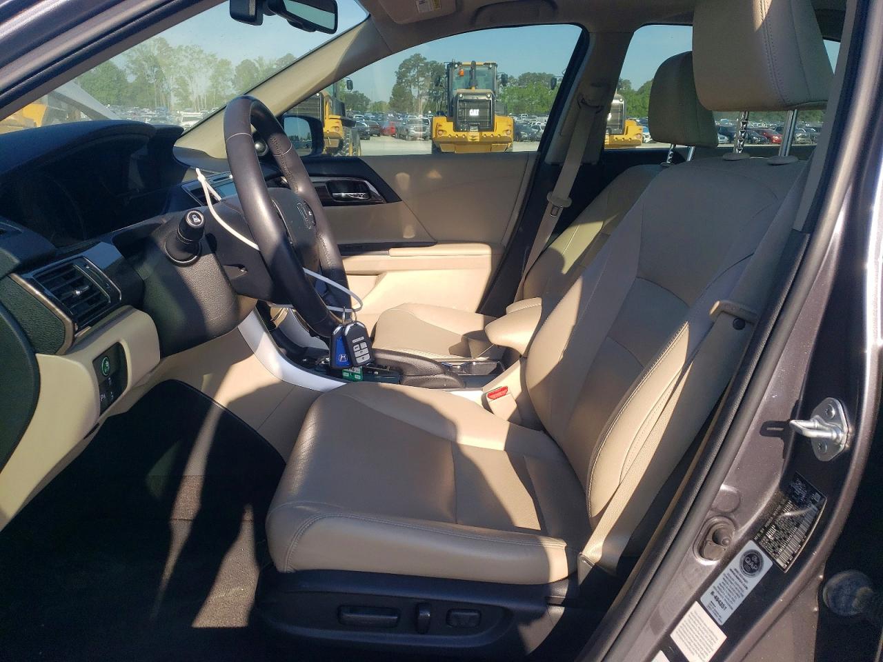 2017 HONDA ACCORD TOURING HYBRID photo 13