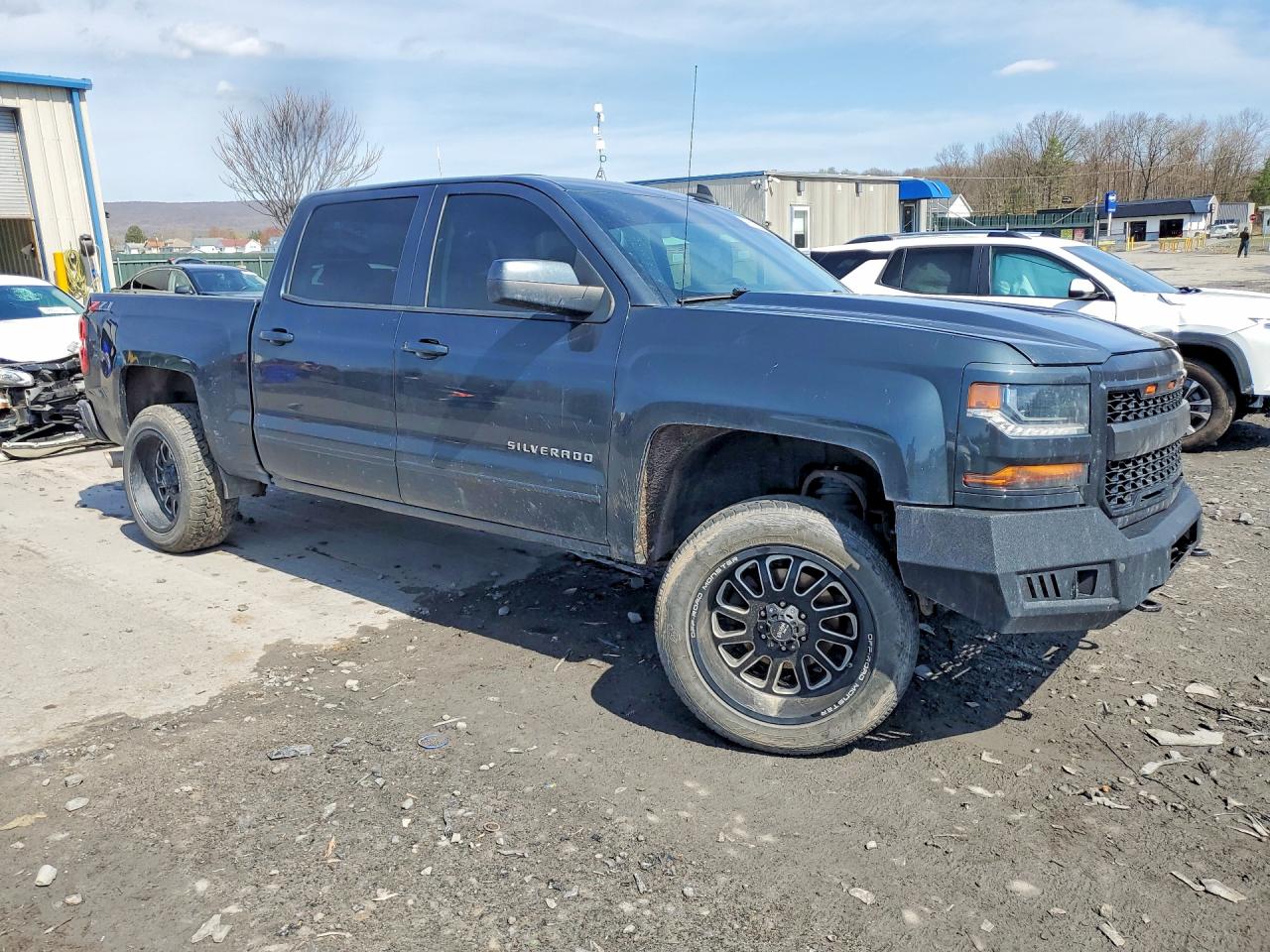 2018 CHEVROLET SILVERADO K1500 LT photo 10
