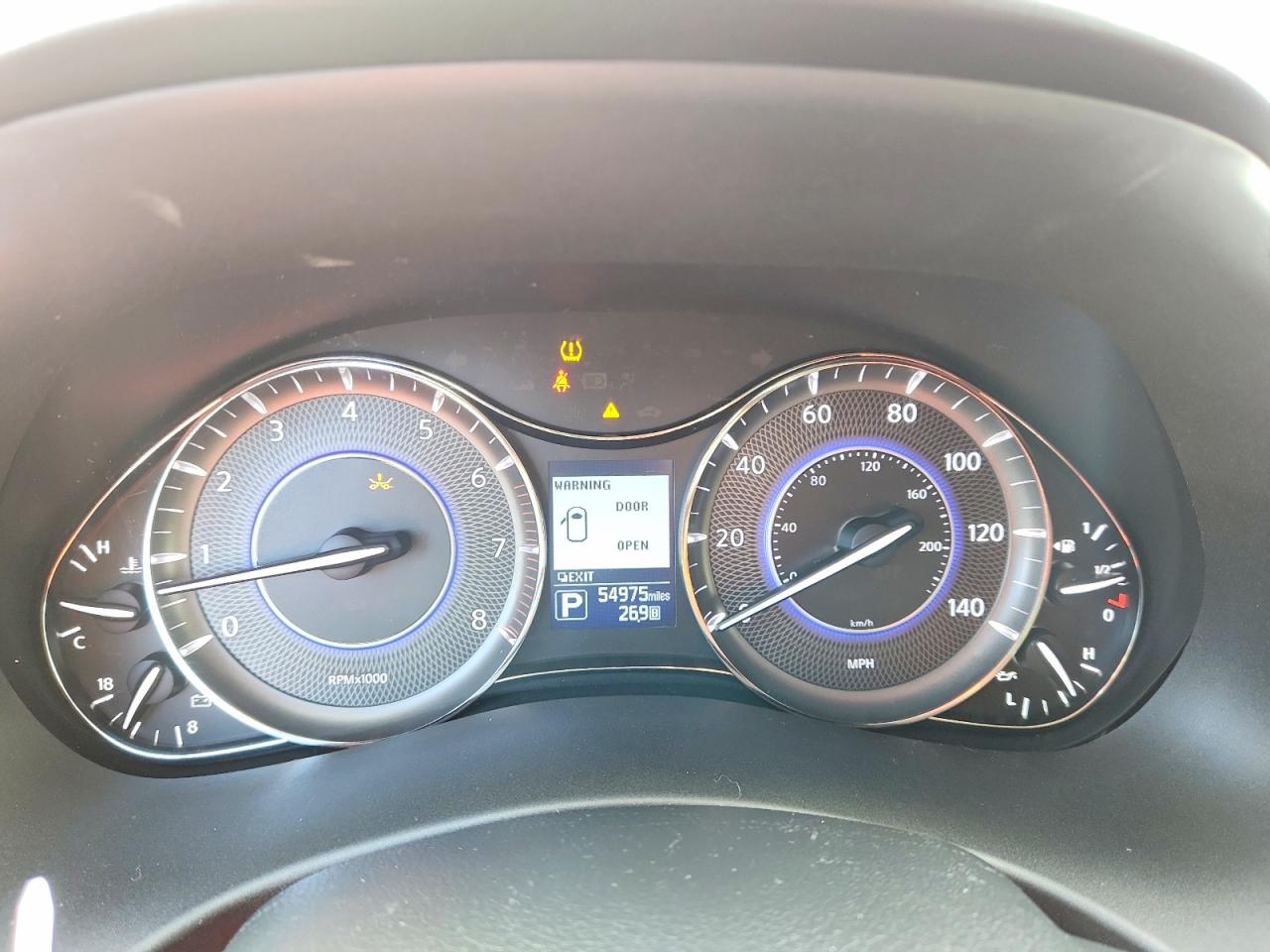2018 INFINITI QX80 BASE photo 17