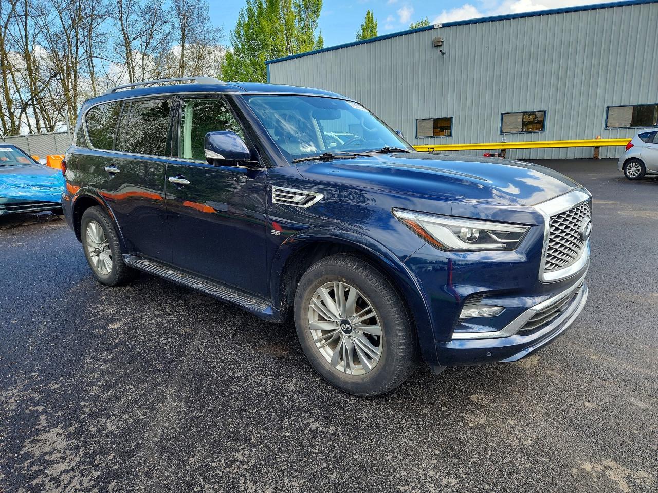 2018 INFINITI QX80 BASE photo 7