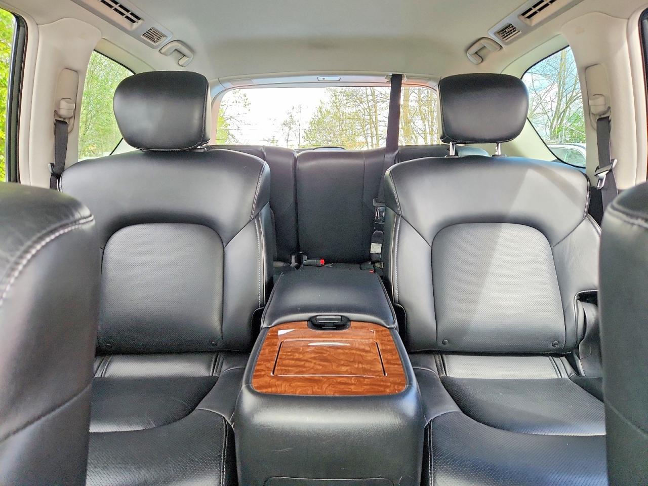 2018 INFINITI QX80 BASE photo 19