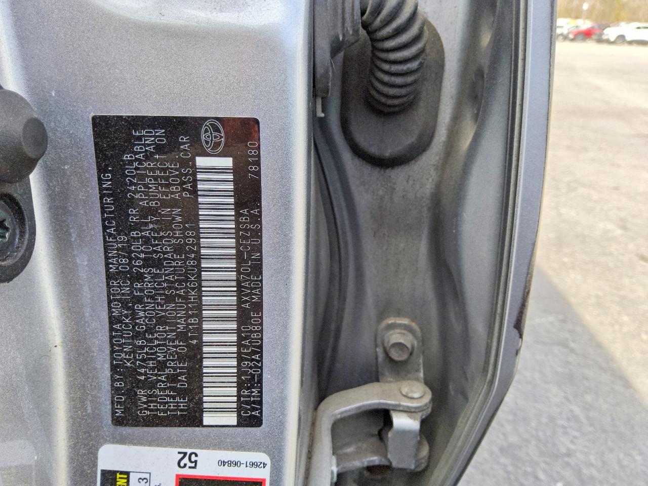 2019 TOYOTA CAMRY SE photo 37