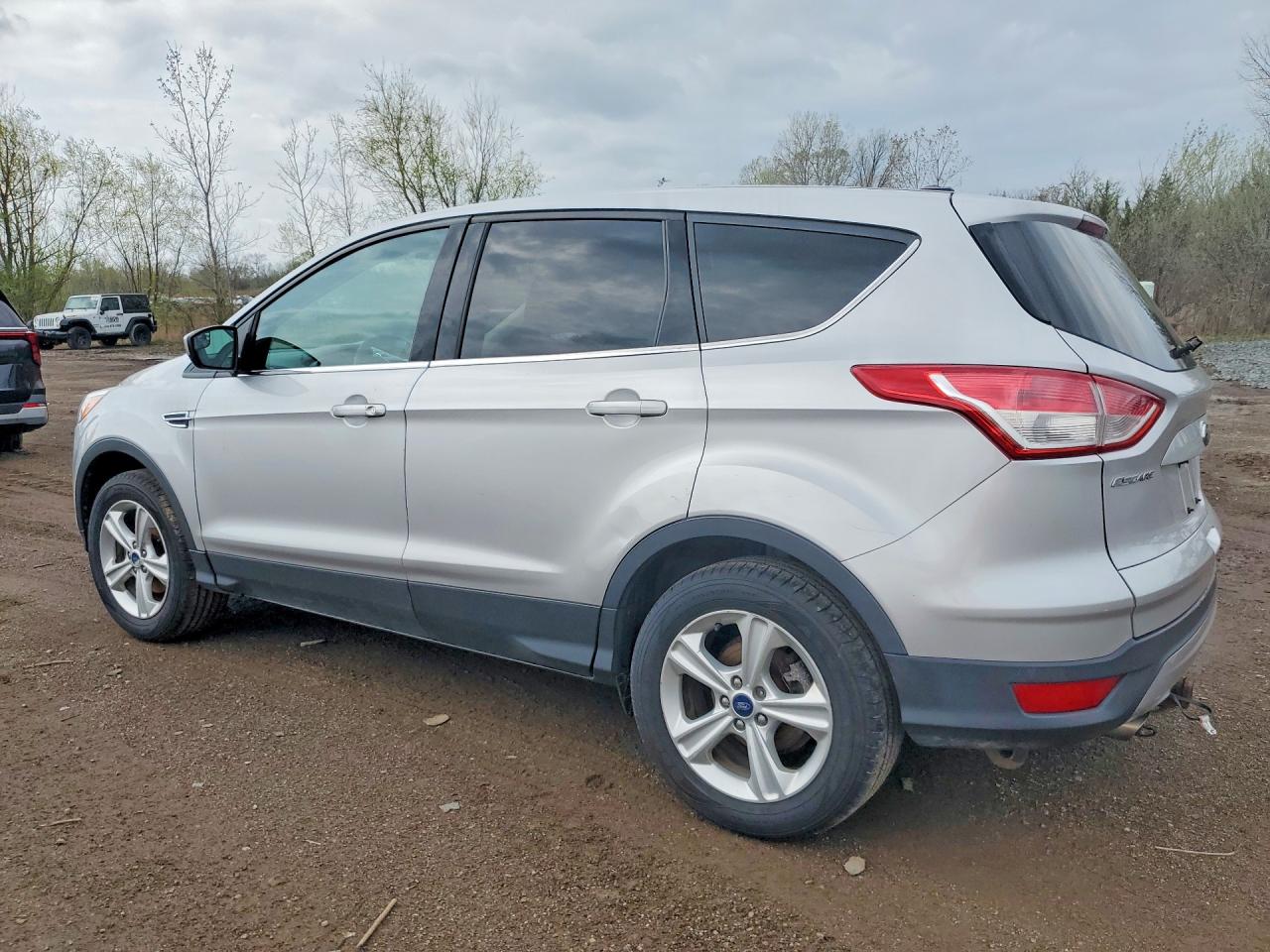 2013 FORD ESCAPE photo 4