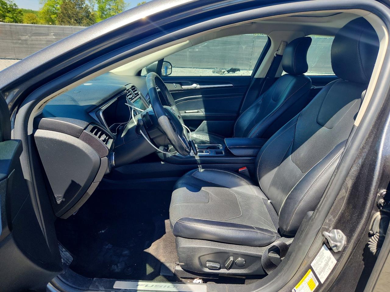 2018 FORD FUSION TITANIUM photo 19