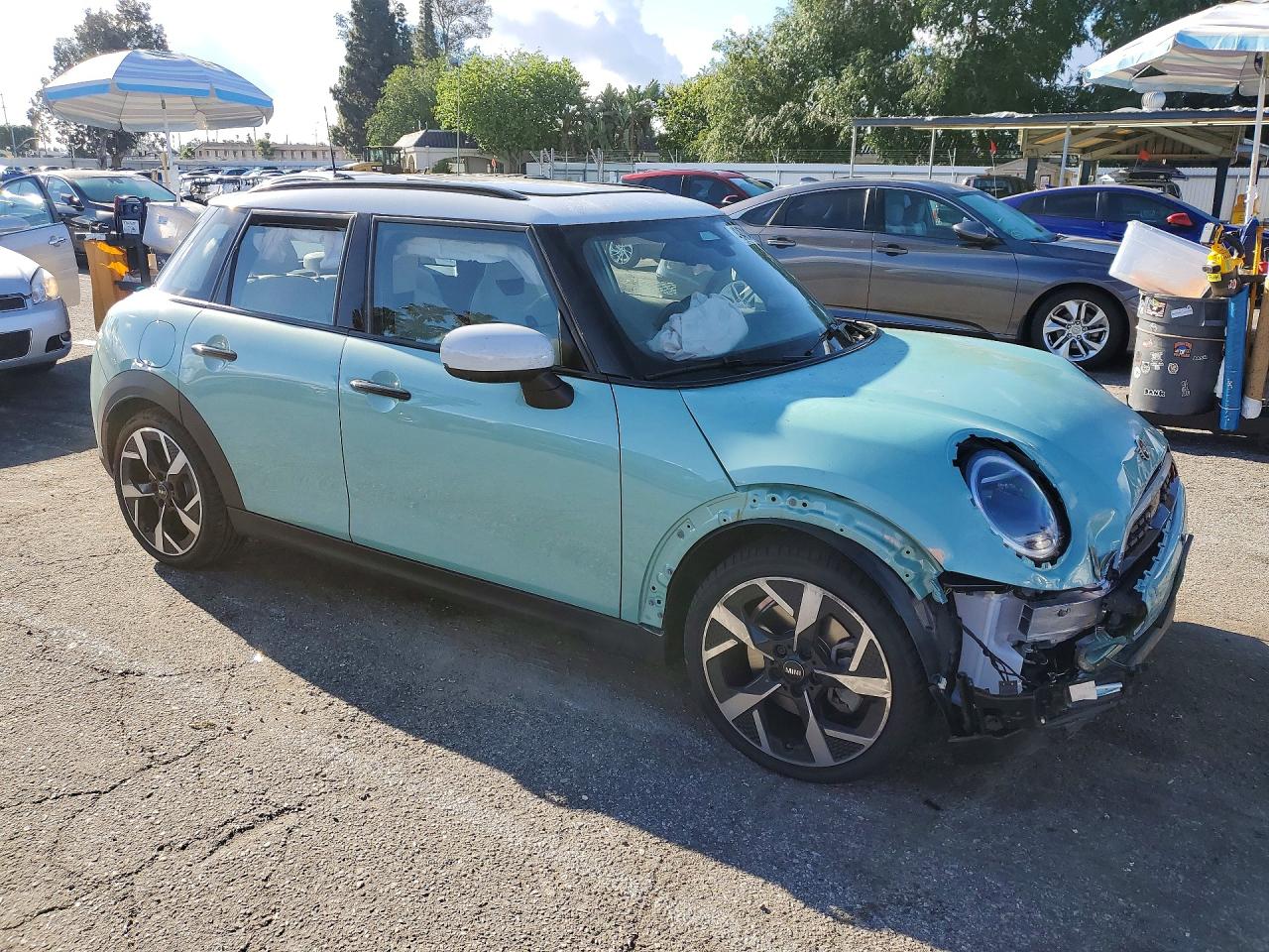 2025 MINI COOPER S photo 10