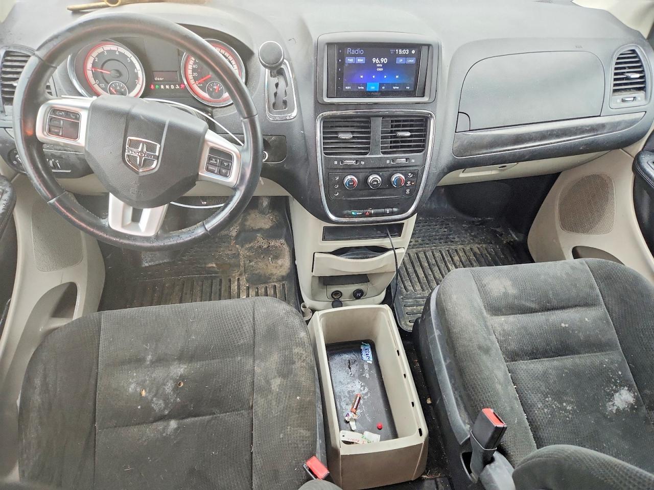 2015 DODGE GRAND CARAVAN SE photo 22