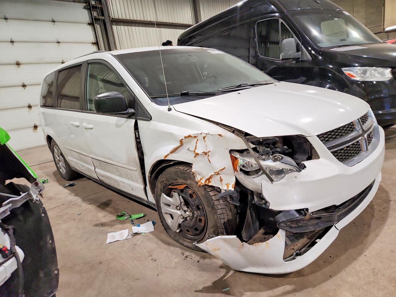 2015 DODGE GRAND CARAVAN SE photo 10