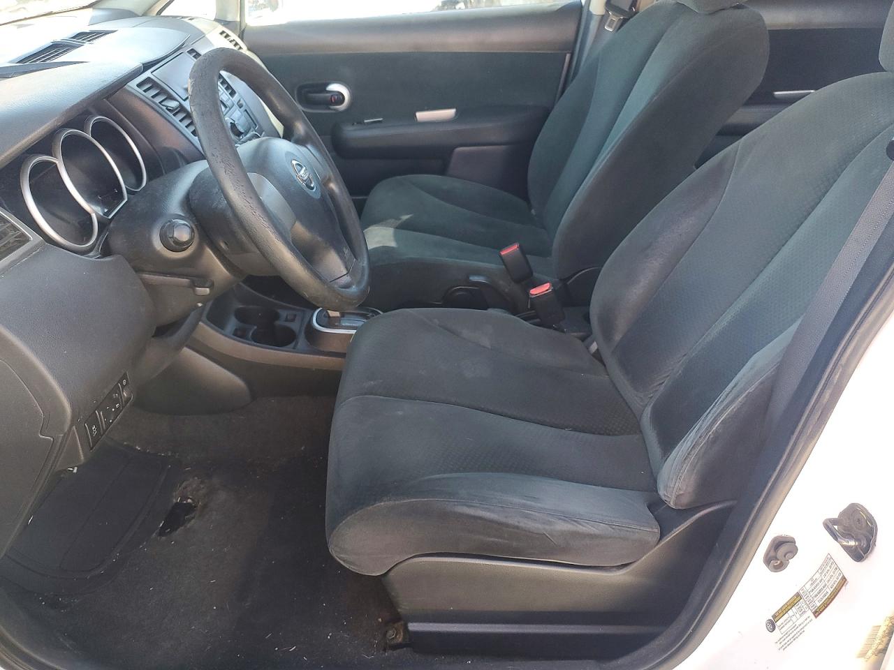 2012 NISSAN VERSA 1.8 S photo 7