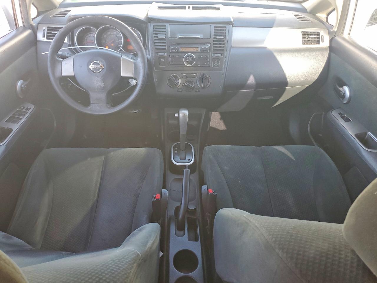 2012 NISSAN VERSA 1.8 S photo 8