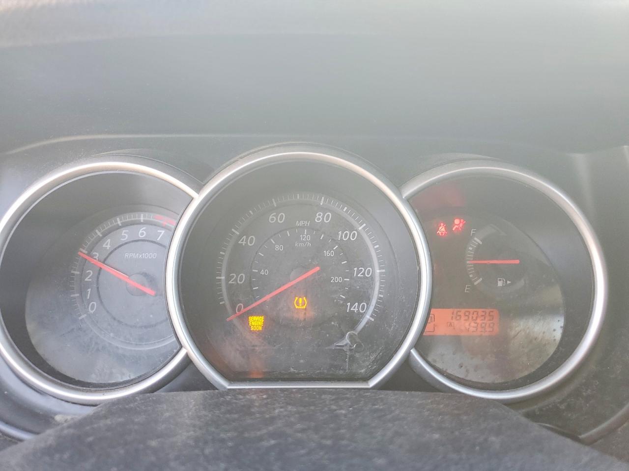 2012 NISSAN VERSA 1.8 S photo 9