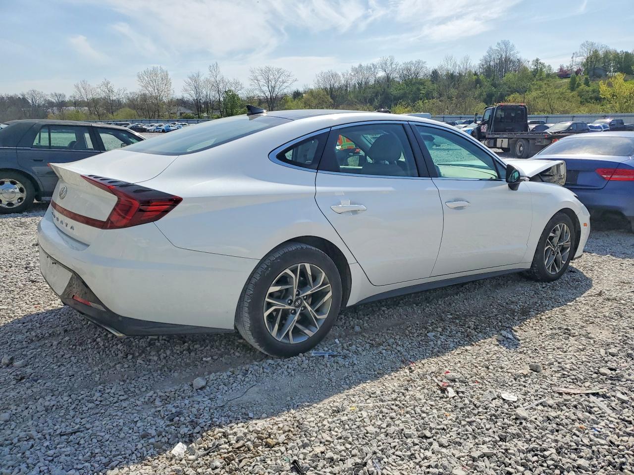 2020 HYUNDAI SONATA SEL photo 7