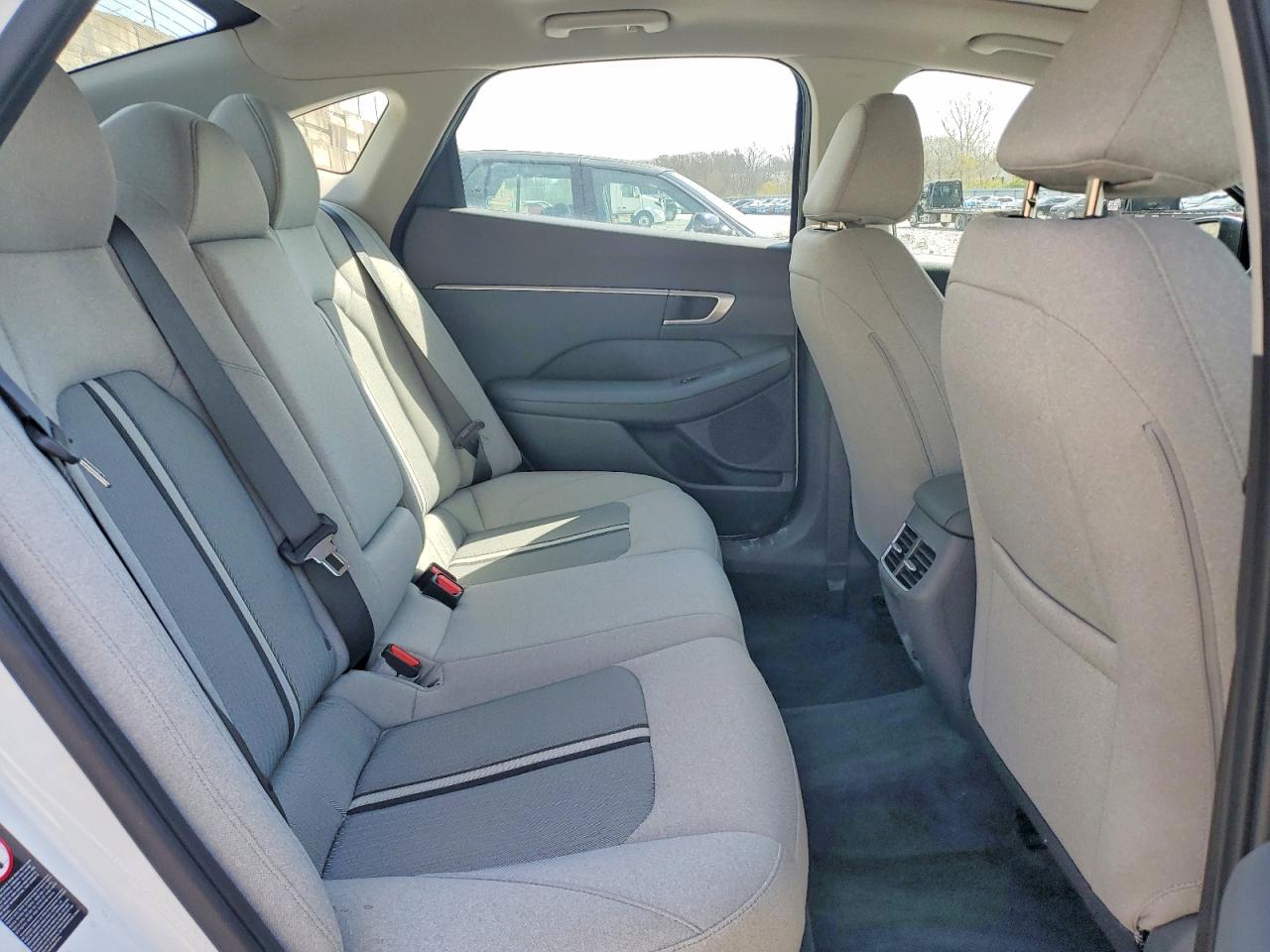 2020 HYUNDAI SONATA SEL photo 28