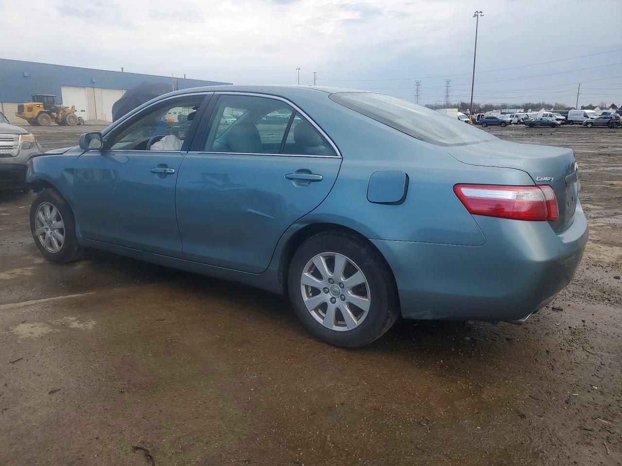 2009 TOYOTA CAMRY XLE V6 photo 3