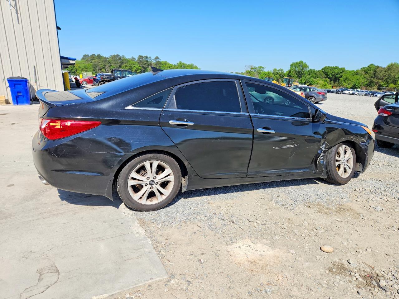 2012 HYUNDAI SONATA SE photo 3