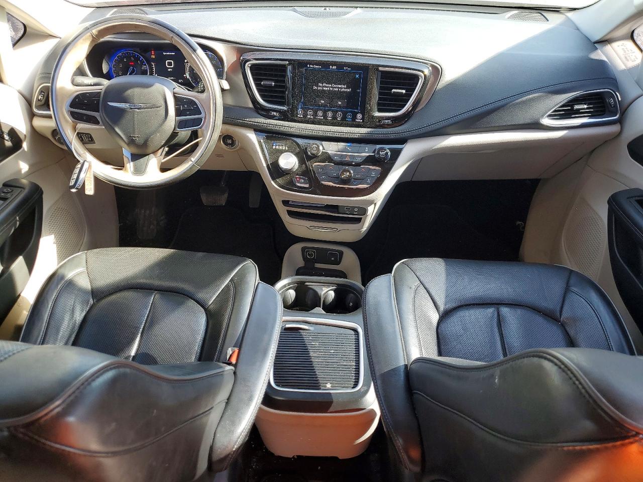 2019 CHRYSLER PACIFICA photo 13