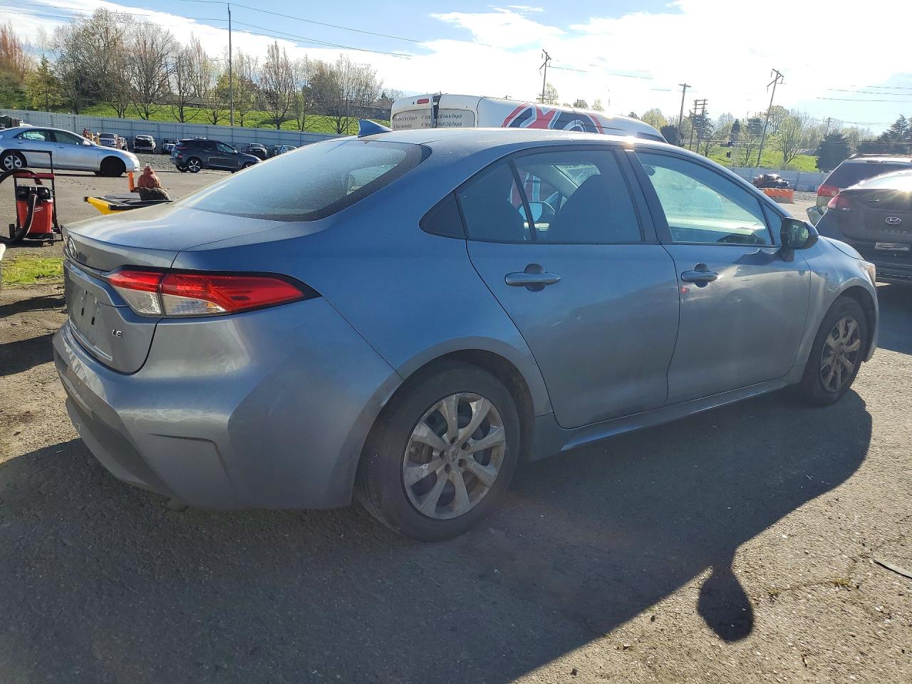 2021 TOYOTA COROLLA LE photo 5