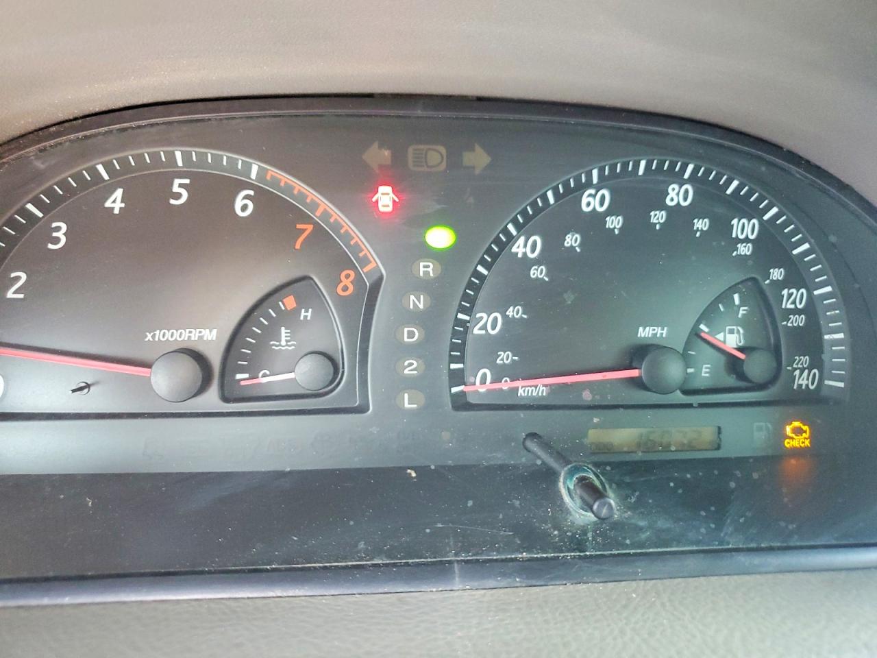 2002 TOYOTA CAMRY LE photo 17