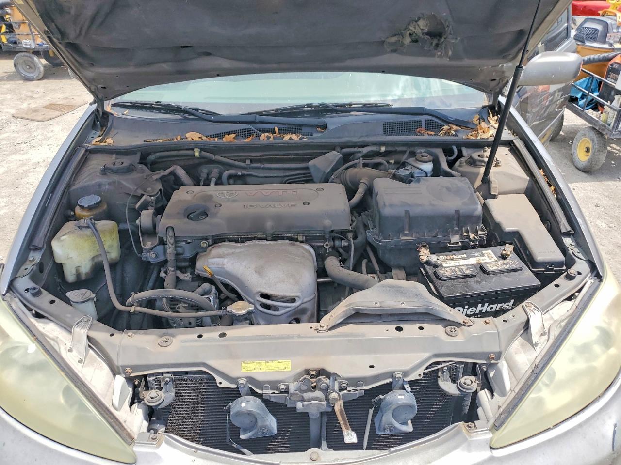 2002 TOYOTA CAMRY LE photo 21