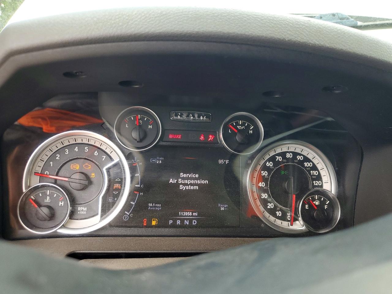 2013 RAM 1500 ST photo 25