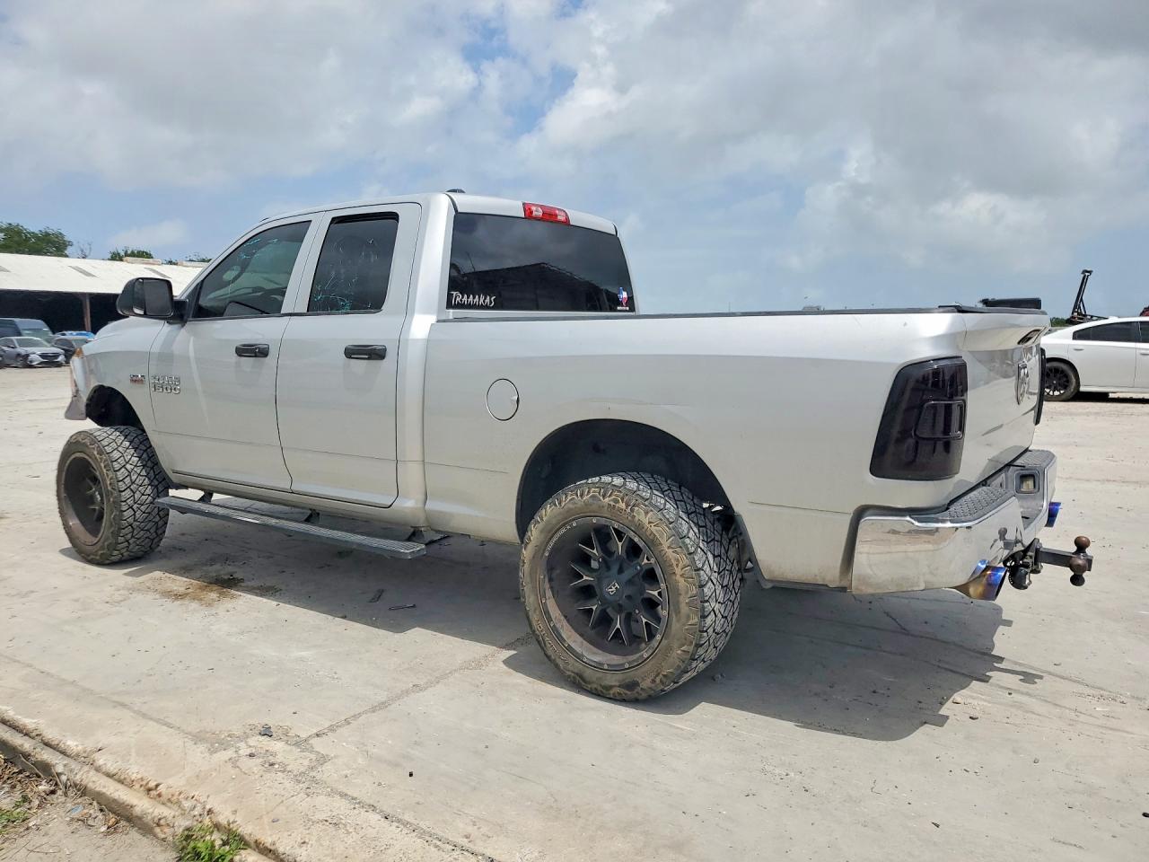 2013 RAM 1500 ST photo 4