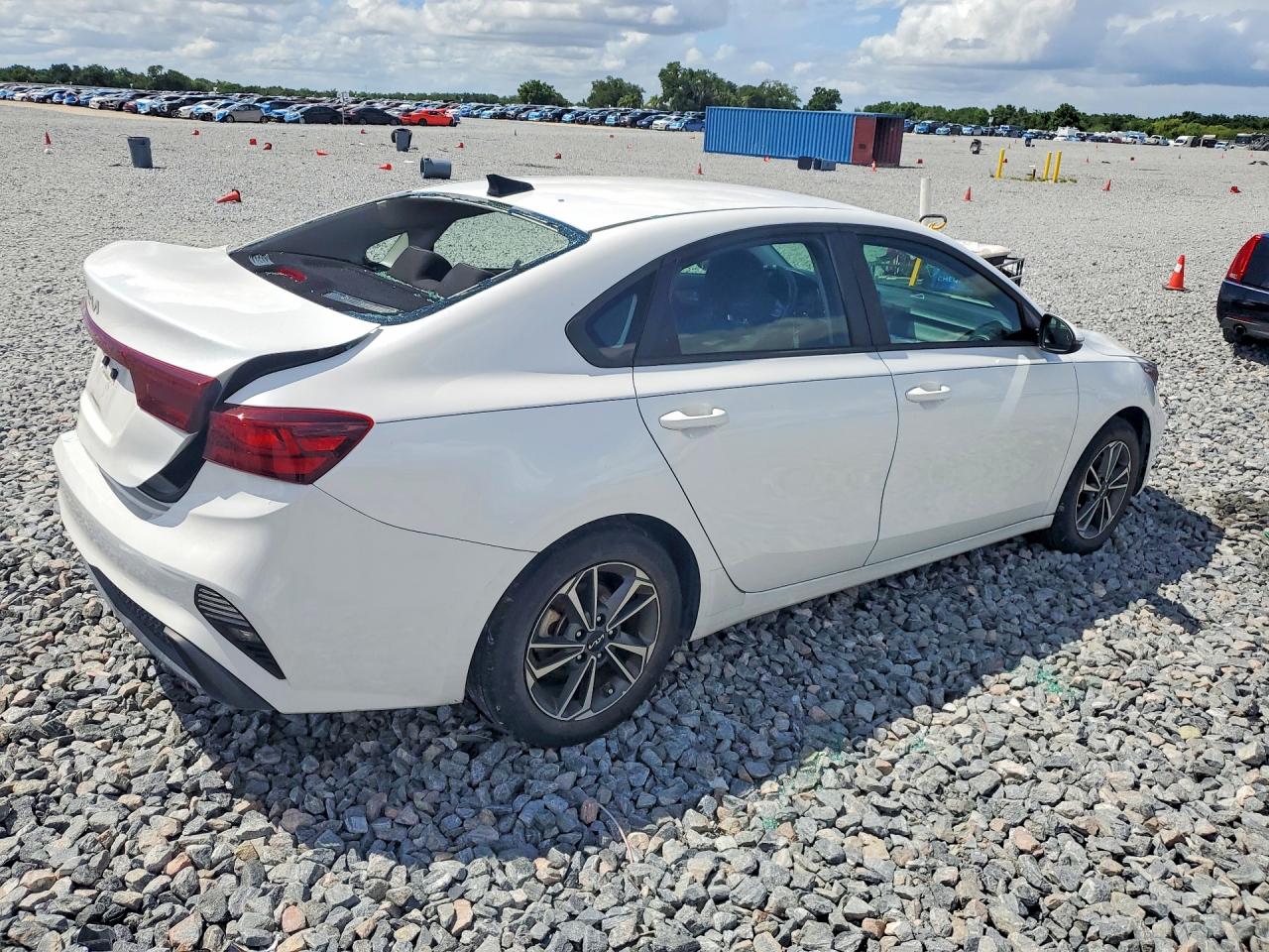 2024 KIA FORTE LXS photo 5